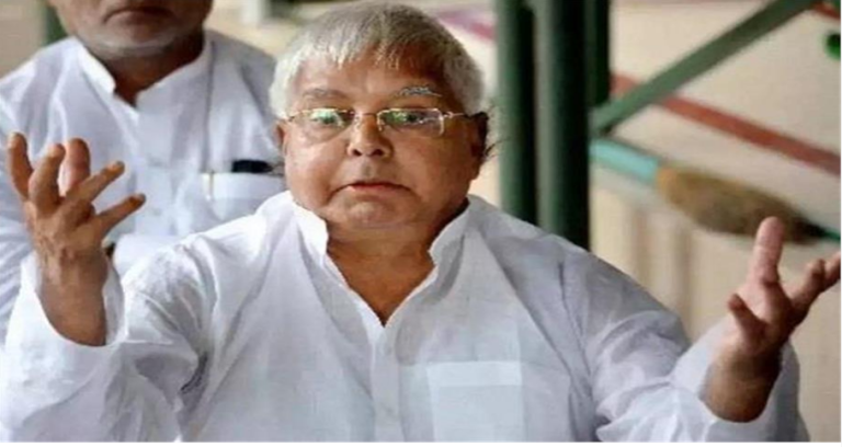 Lalu Yadav: राष्ट्रीय जनता दल (राजद) के प्रमुख लालू प्रसाद ने इस दावे को खारिज किया कि राजस्थान, मध्य प्रदेश और छत्तीसगढ़ में भारतीय जनता पार्टी की जीत ने लोकसभा चुनाव के लिए उसके पक्ष में माहौल बना दिया है। 