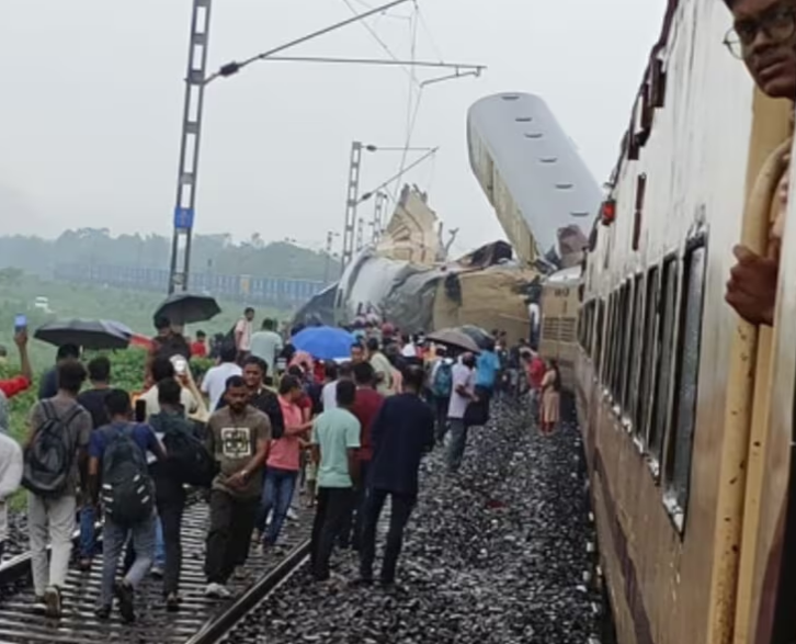 Kanchanjagha Express Rail Accident: कंचनजंगा एक्सप्रेस हादसे में मरने वालों की संख्या हुई 15, कई गंभीर रूप से ज़ख्मी